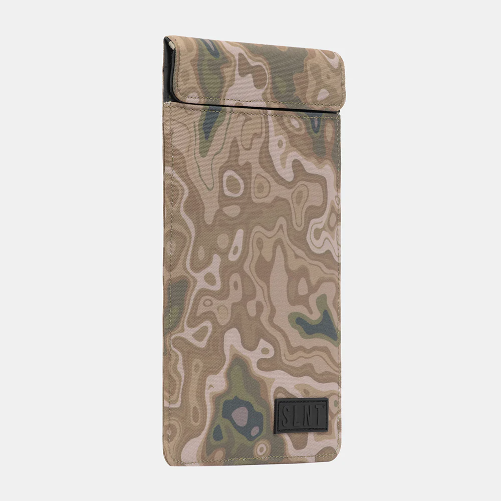 SLNT Faraday Phone Sleeve - Image 65